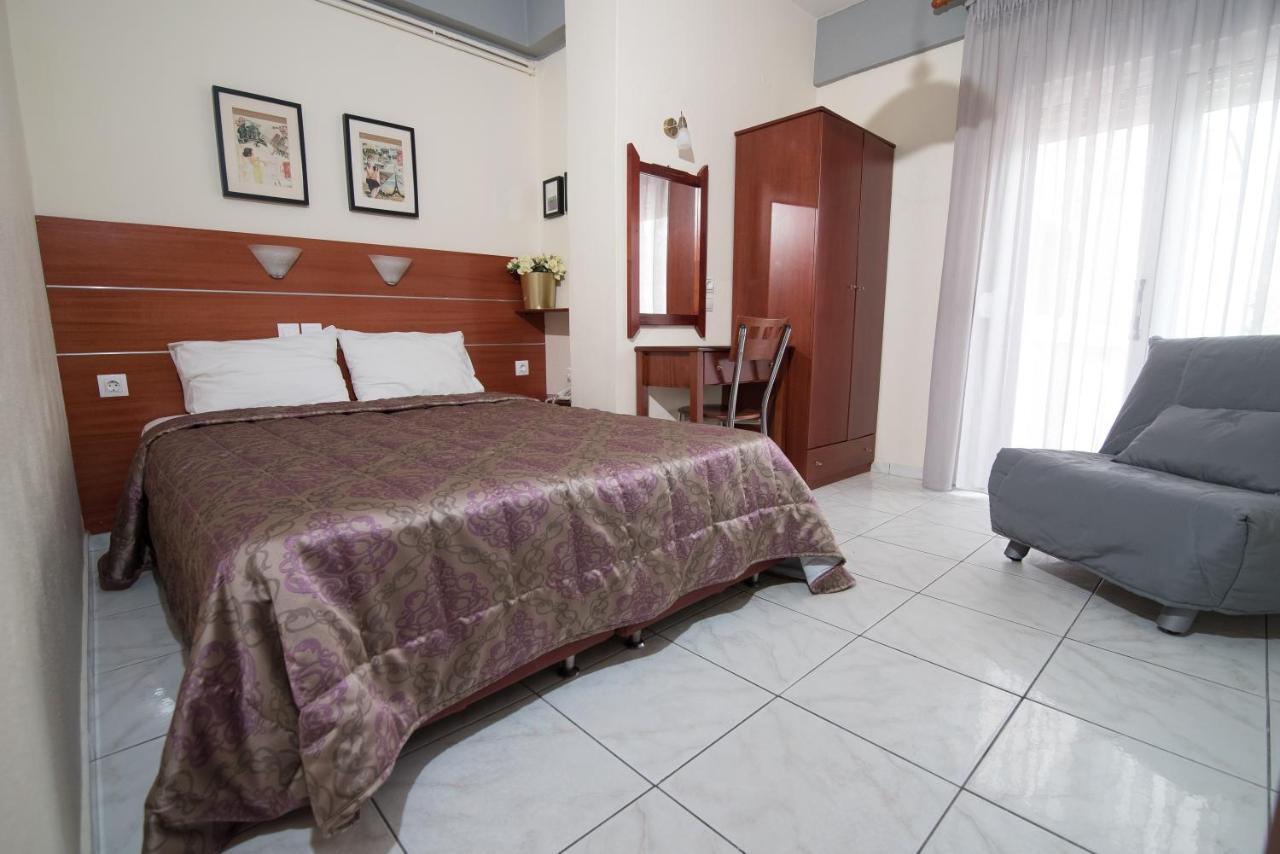 Assamaris Apartment อัสโปรวาลตา ภายนอก รูปภาพ