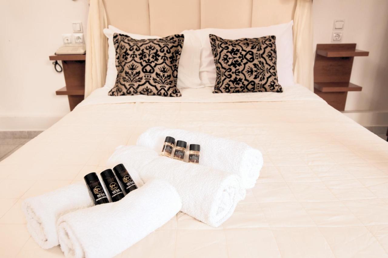 Assamaris Apartment อัสโปรวาลตา ภายนอก รูปภาพ
