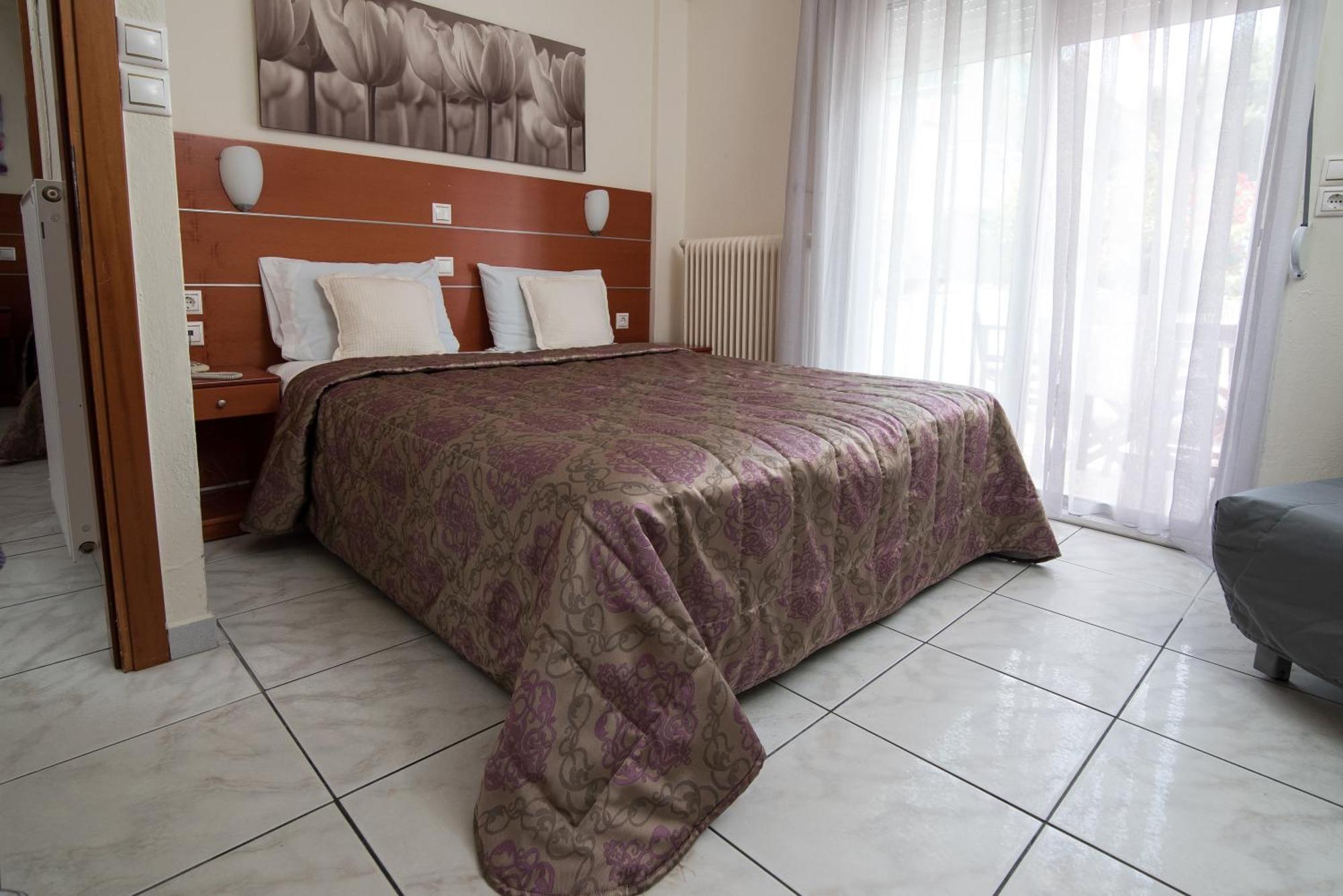 Assamaris Apartment อัสโปรวาลตา ภายนอก รูปภาพ